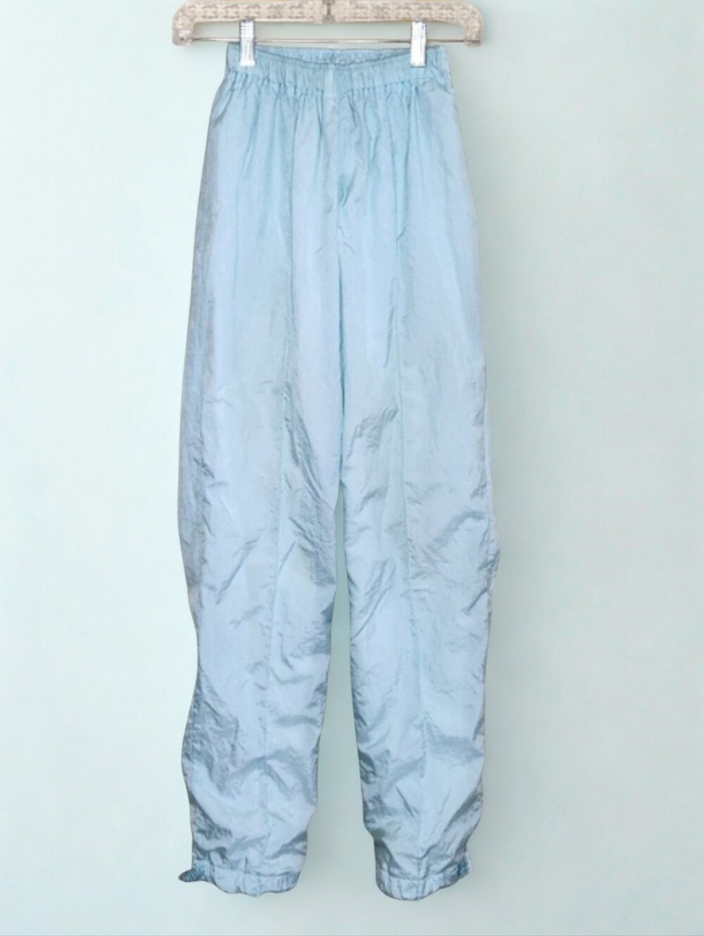 Vintage 90s DESCENTE Nylon Windpants Ice Blue